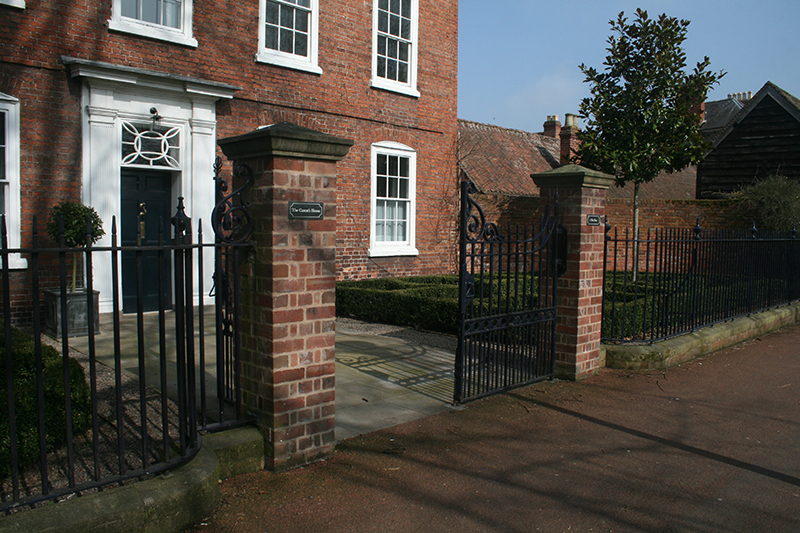 Hereford Cloister railings